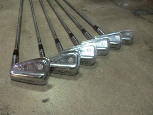 Used Ben Hogan Apex 4-Equilizer wedge (missing 5 iron)